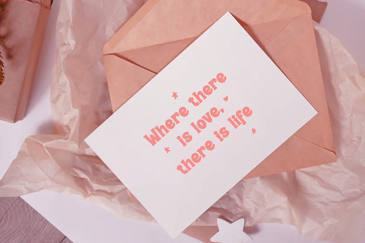 Vintale Balger, a Serif Font by yumnatype (Photo 3 of 10)