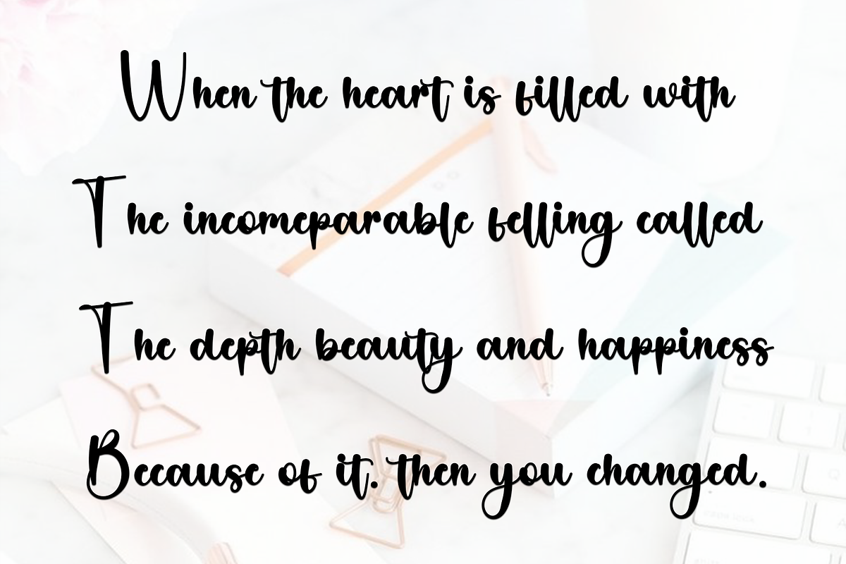 Bluemode, a Handwritten Font by InermediaSTUDIO (Photo 2 of 8)