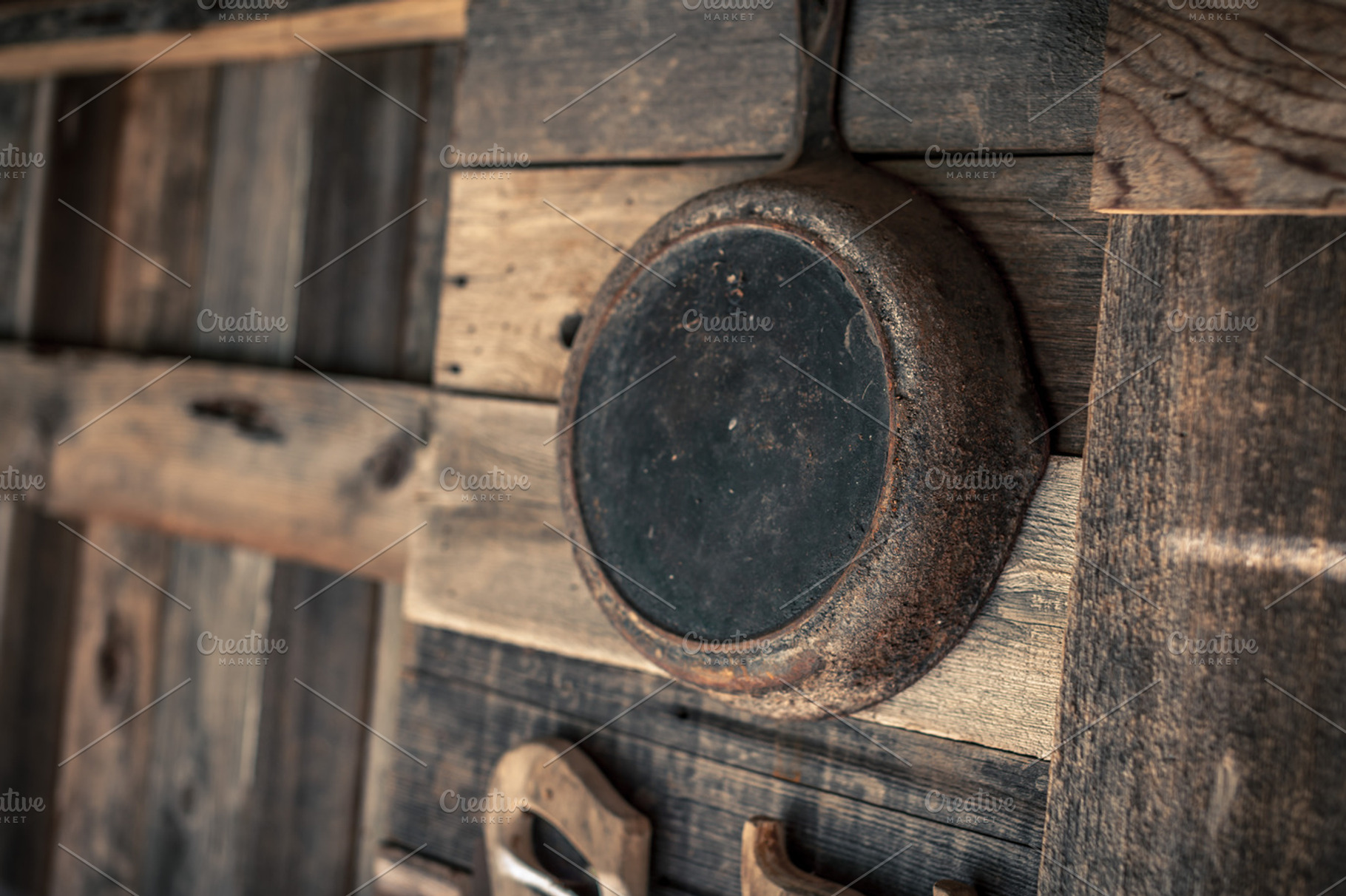 Hanging Cast Iron Frying Pan