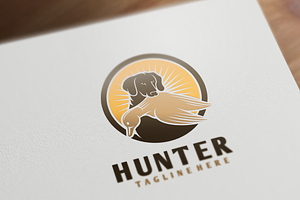 Dog Hunter Logo