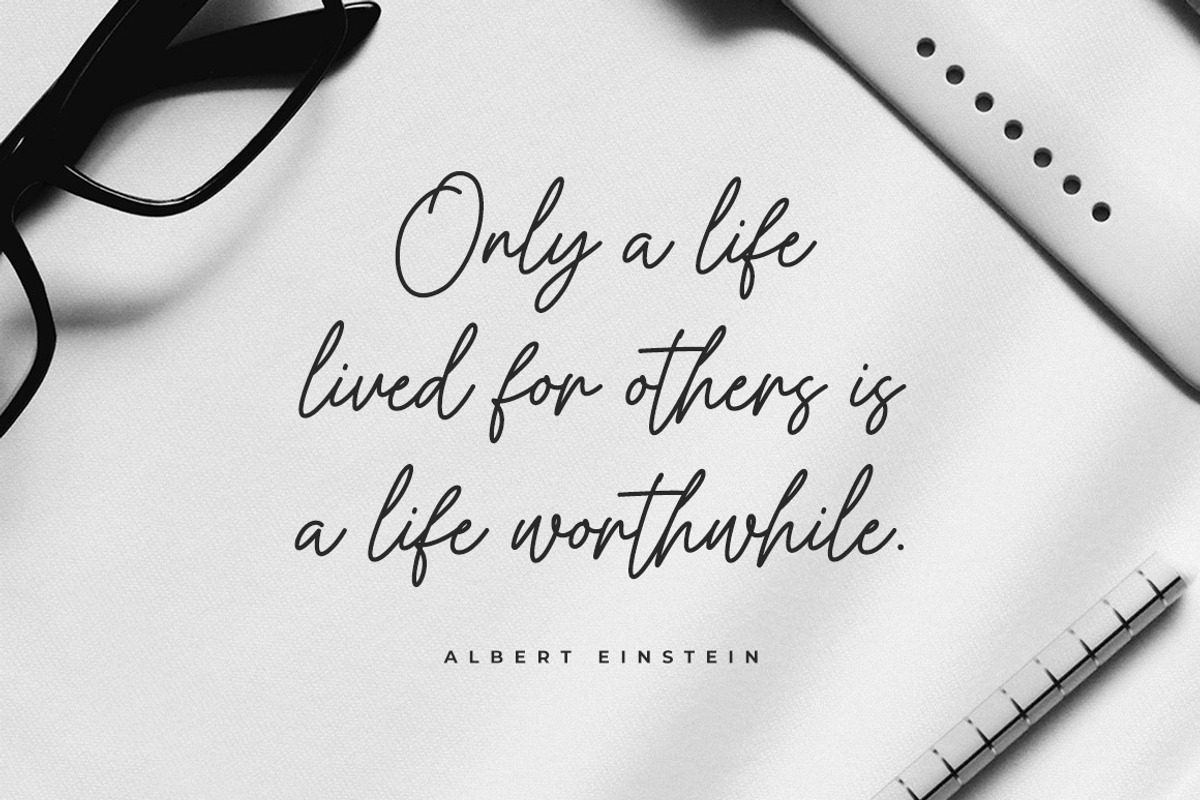 The Chairman Modern Signature Font, a Script Font by Heinzel Std (Photo 12 of 23)