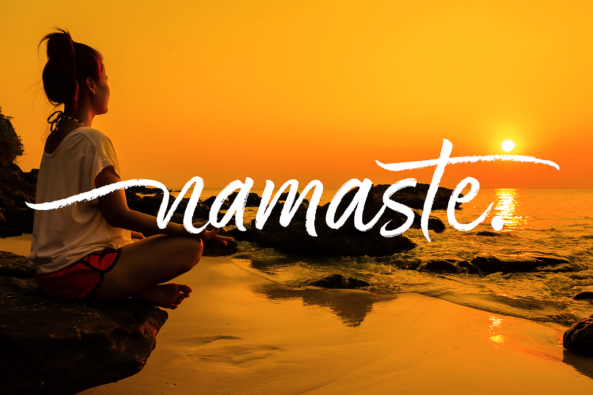 Good Karma Script Typeface preview 6