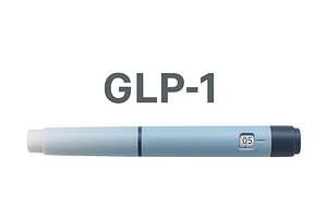 GLP1 pen on transparent background f, an Illustration by Dvoevnore photos
