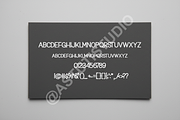 Haxevo | Modern Elegant Serif Typefa, a Font by Astuti Studio (Thumbnail 2 of 16)
