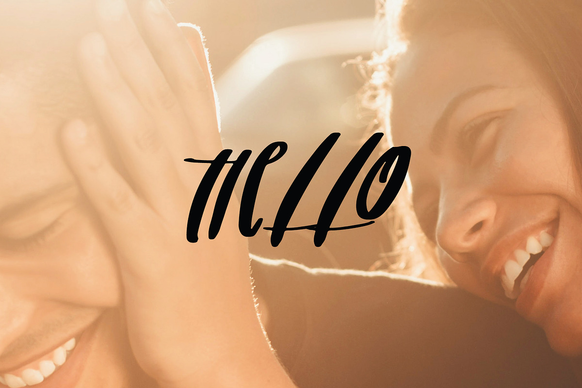 COMMODO FONT preview 3