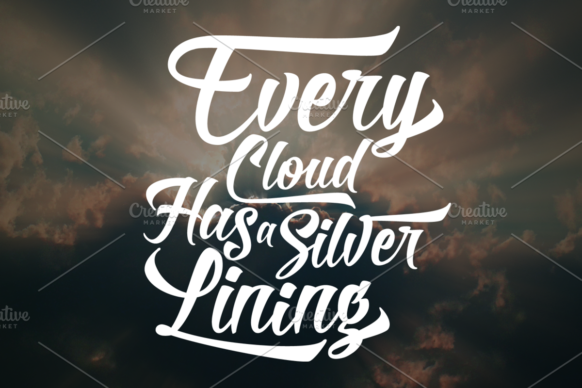 Roverd - Retro Font preview 4