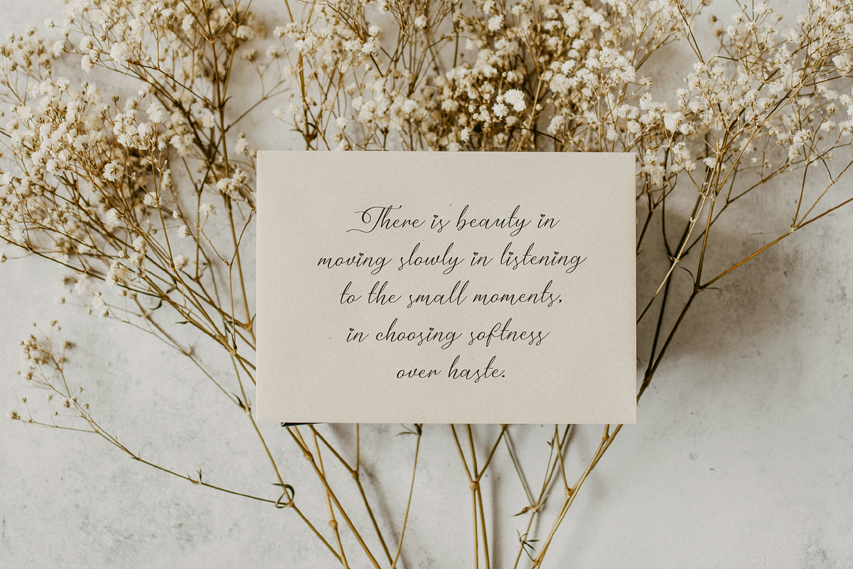 Mielssai | Beauty Chic Font, a Script Font by Denustudios (Photo 9 of 12)