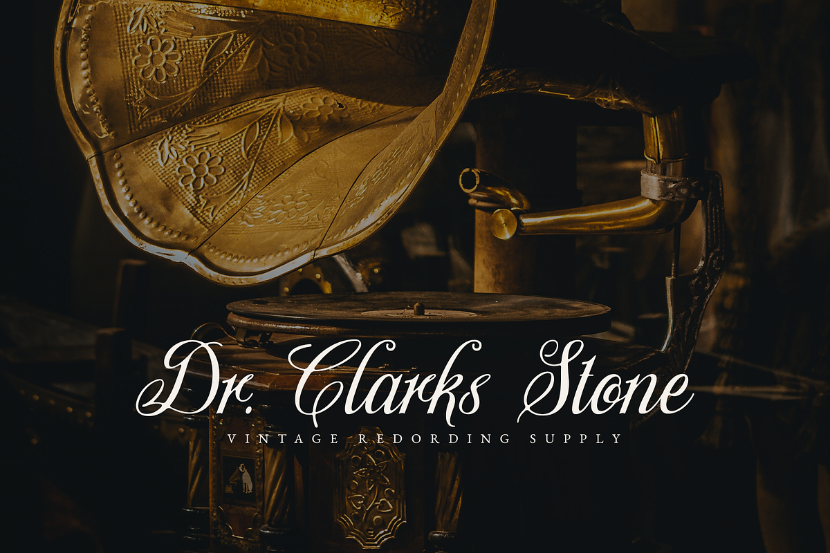 Svarajka, a Script Font by ilhamtaro (Photo 4 of 10)