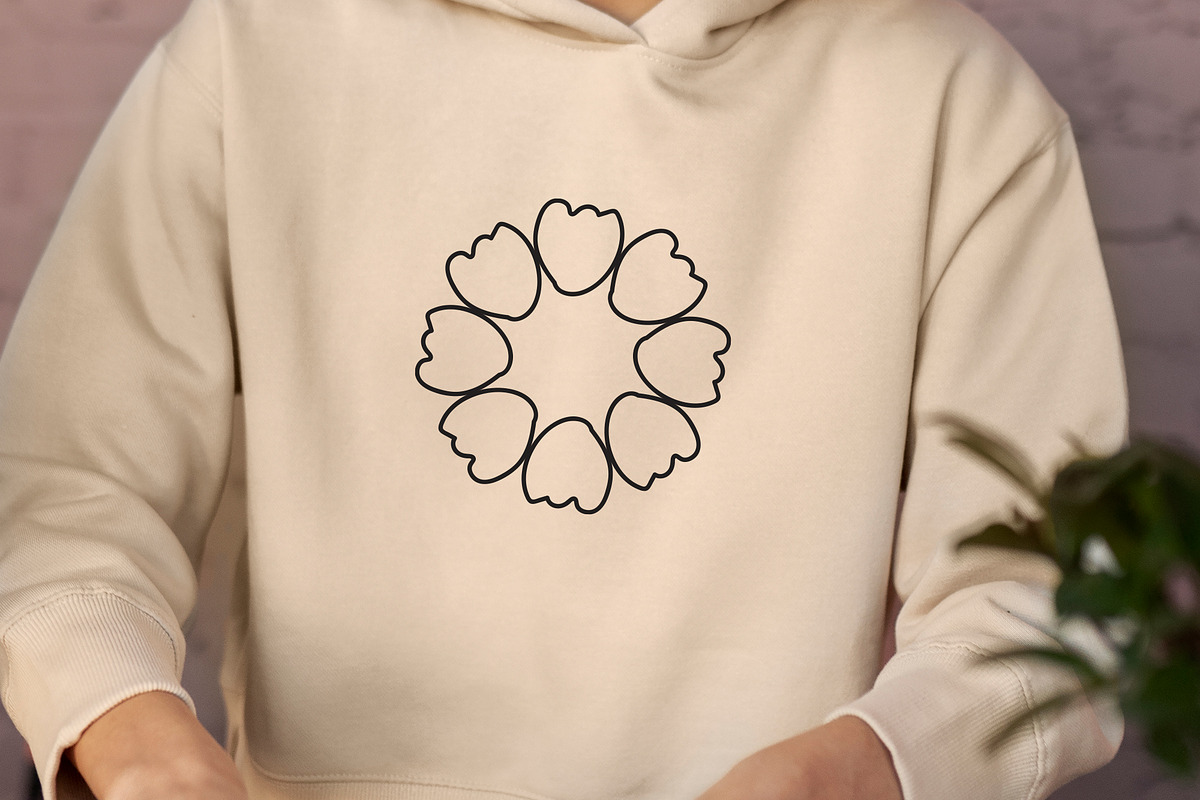 Hand Drawn Round Leaves SVGs, a Decorative Illustration by M9 Design (Photo 5 of 10)