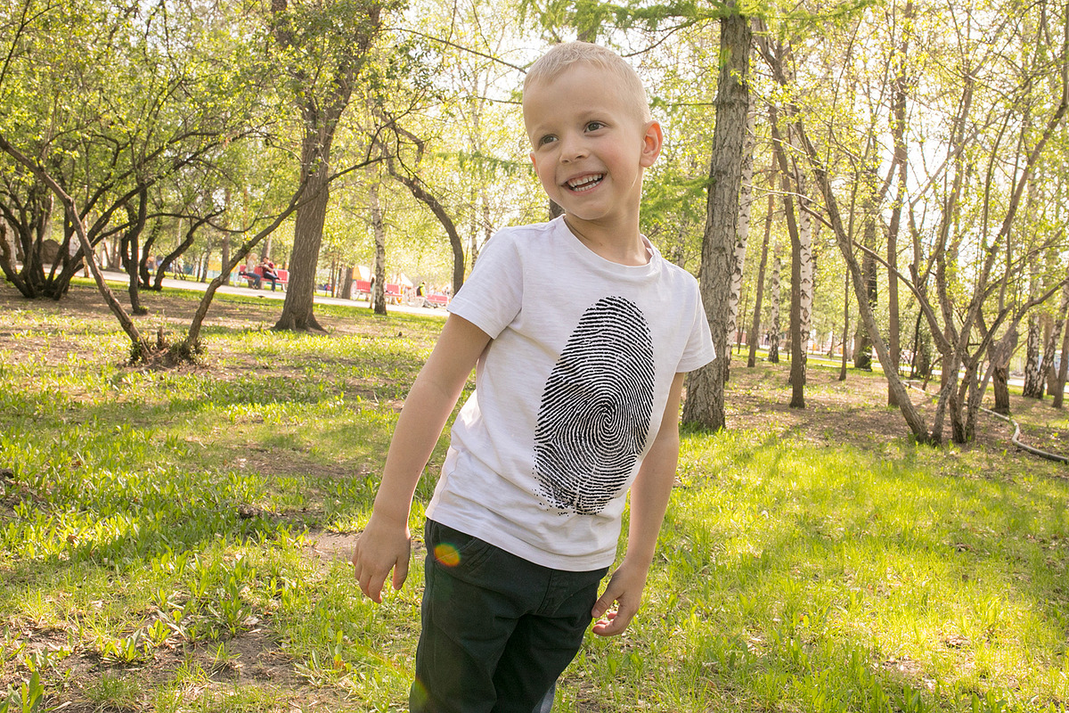 100 Kid's T-Shirt Mock-Up 2018 #22, a Shirt Mockup by Freeman Studio (Photo 103 of 107)