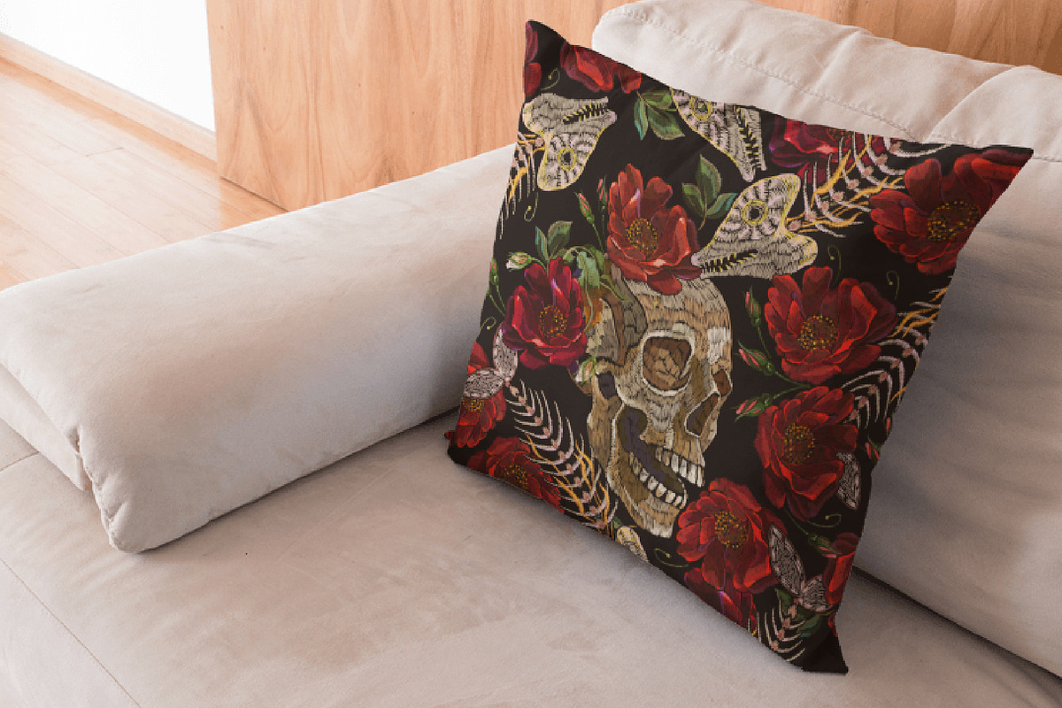Human skull, fish bone and red roses, a Pattern Graphic by Matrioshka (Photo 3 of 9)