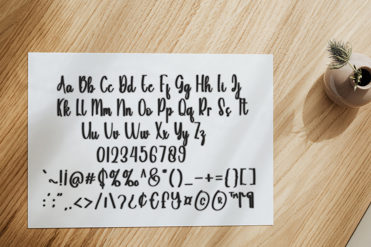 Builds, a Handwritten Font by InermediaSTUDIO (Photo 8 of 8)