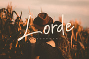 Billson Script, a Script Font by ARSAVISUAL (Thumbnail 6 of 11)