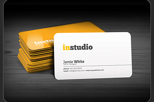 Instudio Card