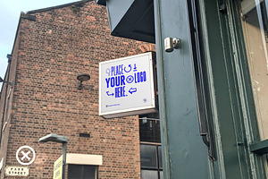 Signs Mockup