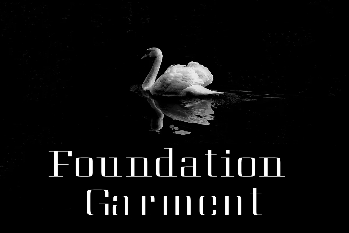 Saily - Modern Typeface, a Serif Font by Made by Cap (Photo 5 of 5)