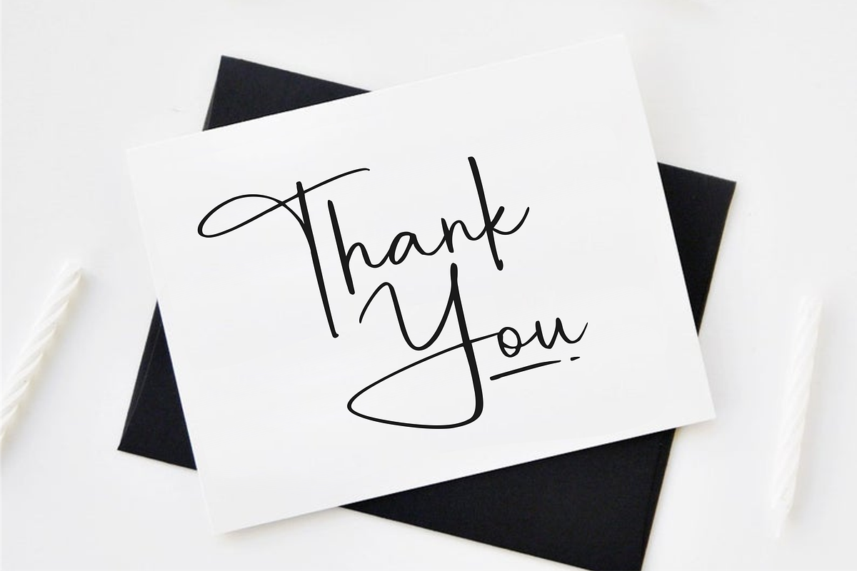 Adelliatte A Handwritten Signature, a Script Font by Allouse Studio (Photo 10 of 10)