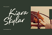 Oakfield Script, a Script Font by Xelo Graph (Thumbnail 5 of 7)