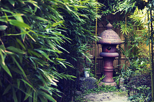 Japanese stone lantern, an Architecture Photo by BOOCYS