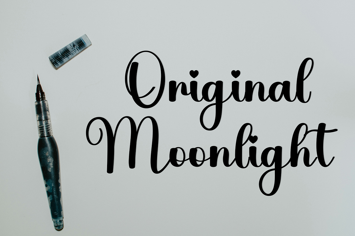 Lovely Design, a Handwritten Font by InermediaSTUDIO (Photo 3 of 8)