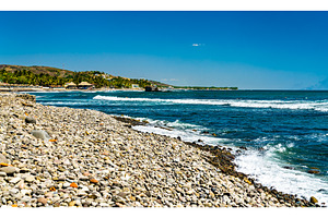 El Tunco Beach in El Salvador, a Nature Photo by Leonid Andronov