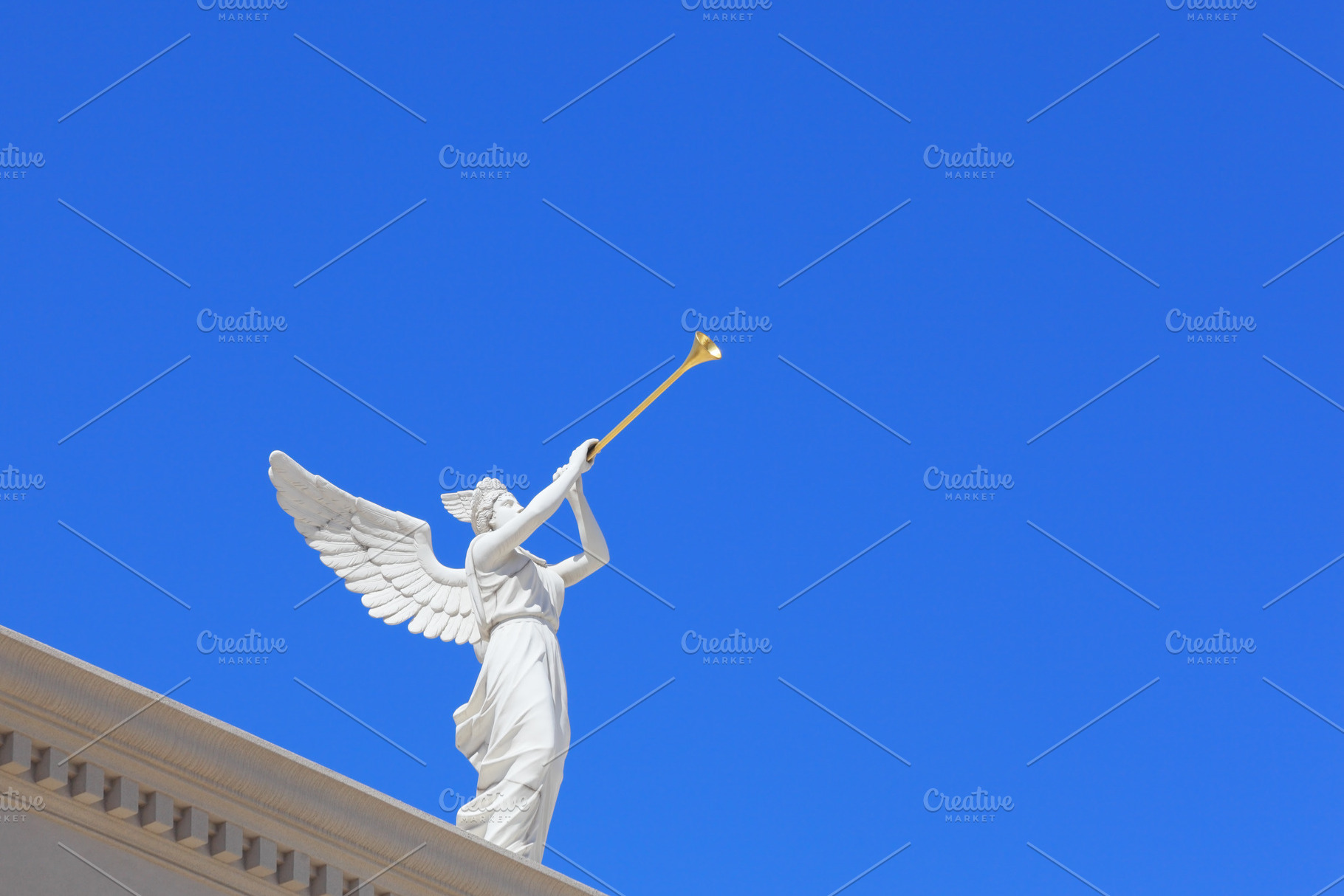 A white statue, an Architecture Photo by kavram