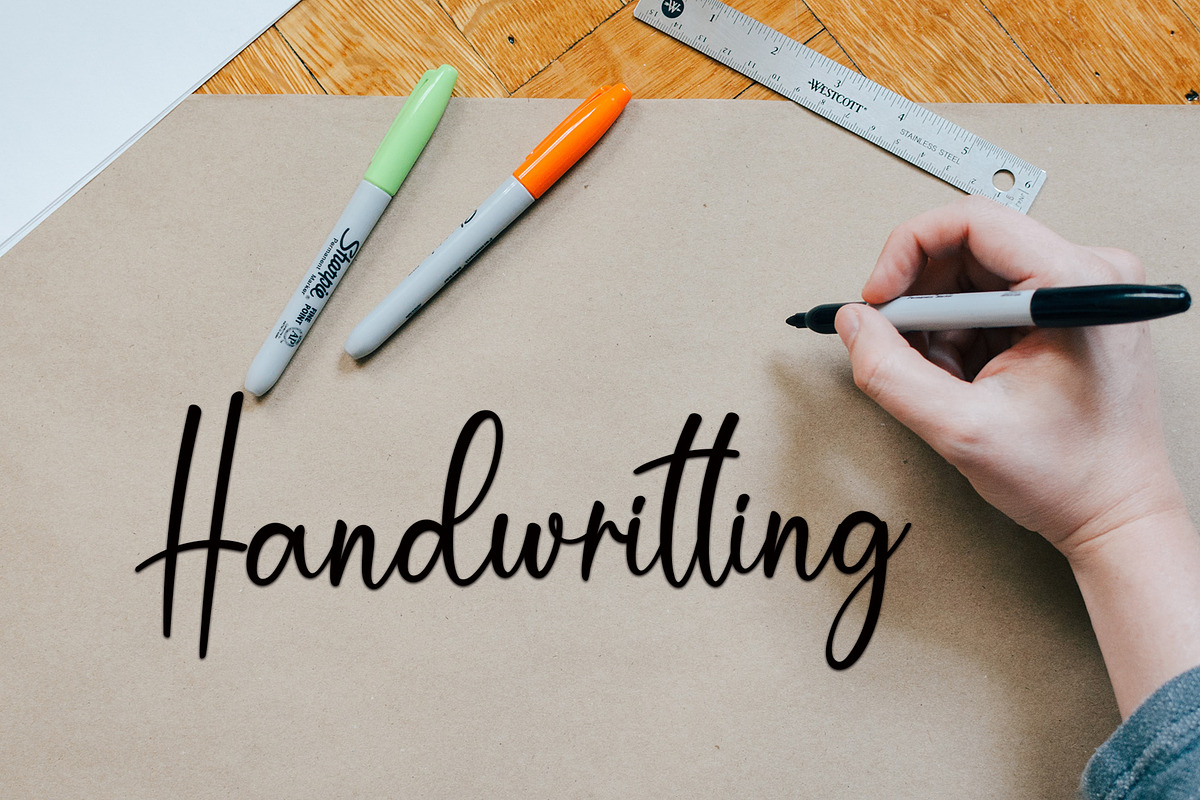 Paradise, a Handwritten Font by InermediaSTUDIO (Photo 4 of 5)