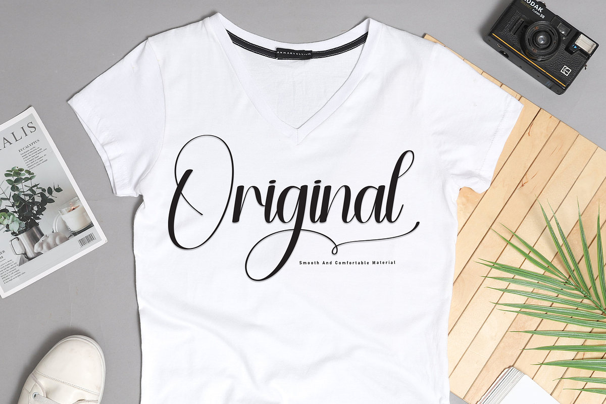 Hugtime | Script Font, a Handwritten Font by Scratchones (Photo 6 of 9)