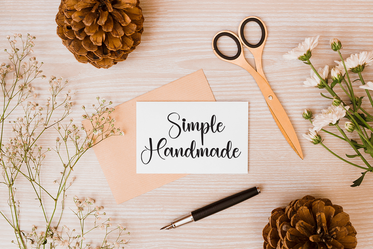 Homestay | Script Font, a Handwritten Font by Scratchones (Photo 4 of 9)