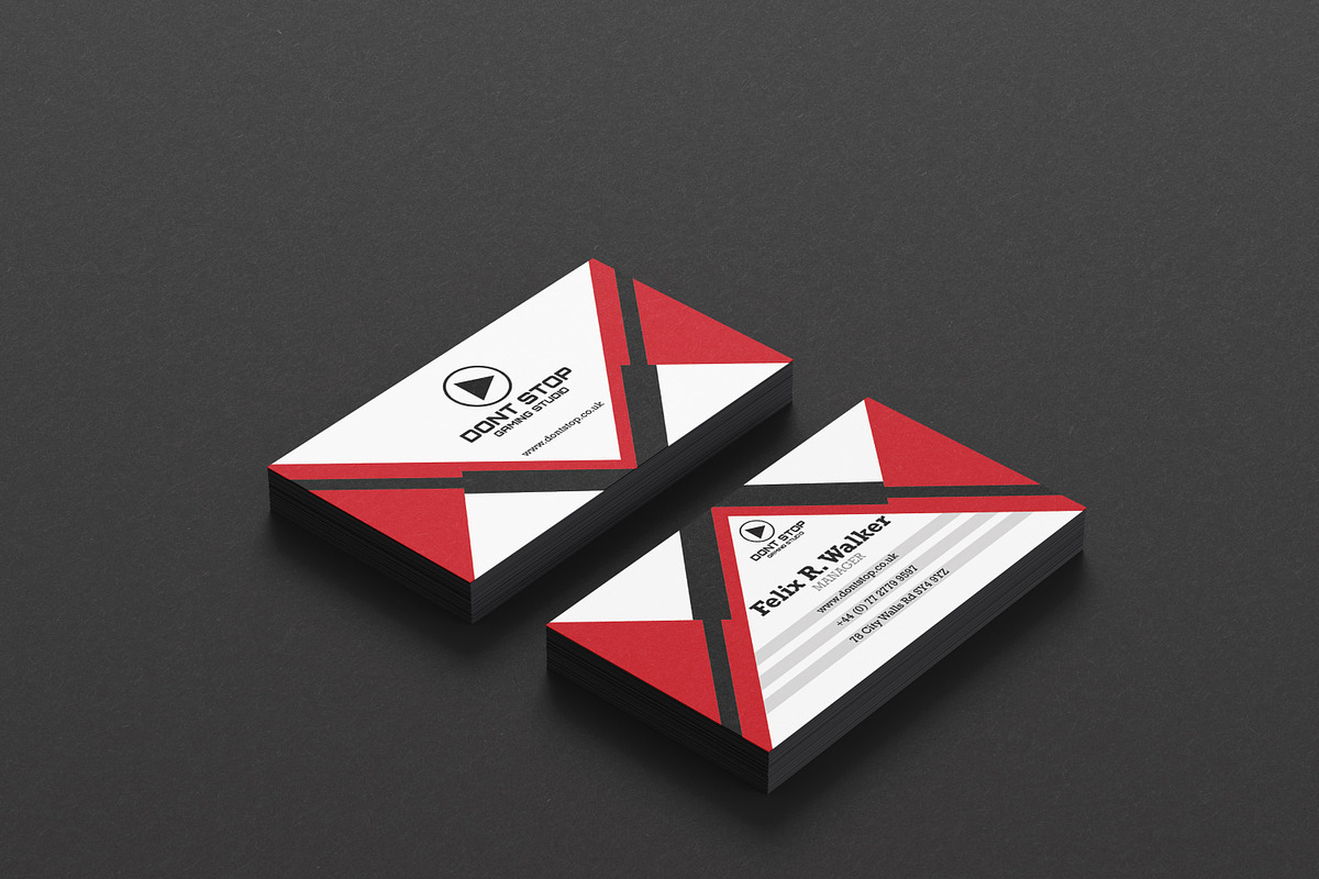 Simple Business Card Template, a Business Card Template by GaiaaDesigns (Photo 1 of 4)