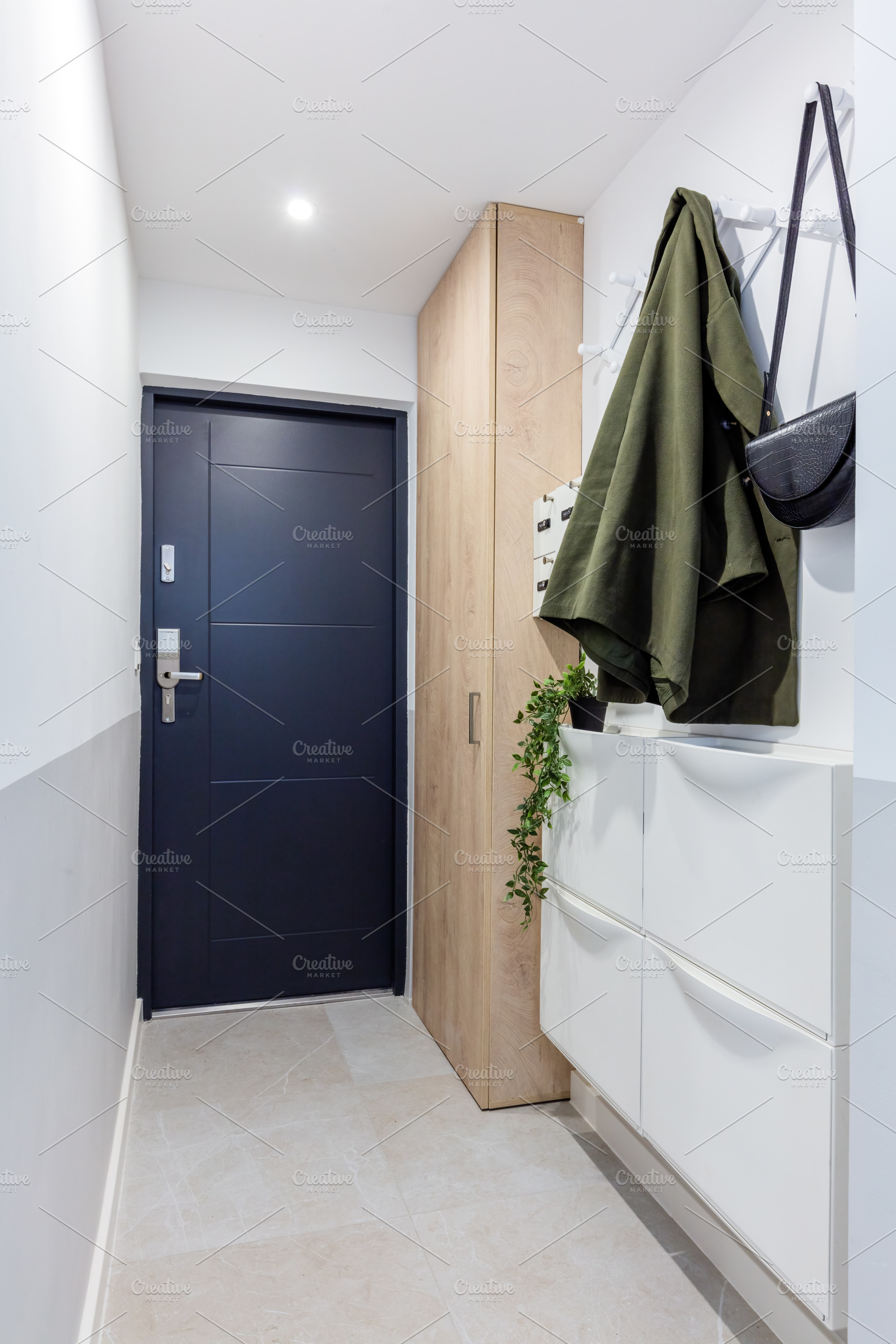 Corridor with small wardrobe., an Architecture Photo by Photocreo Michal Bednarek