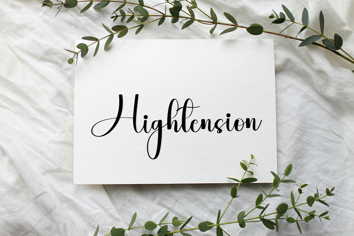 Back To Black, a Handwritten Font by InermediaSTUDIO (Photo 7 of 8)
