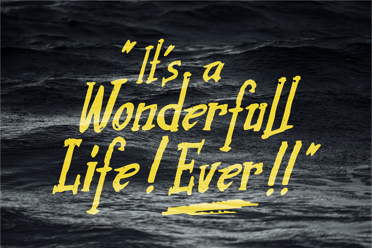 Azra Typeface preview 3