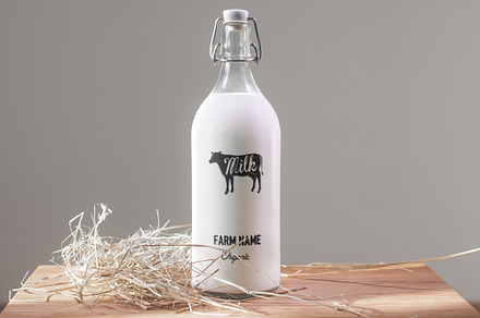 Milk bottle mock up (3x)