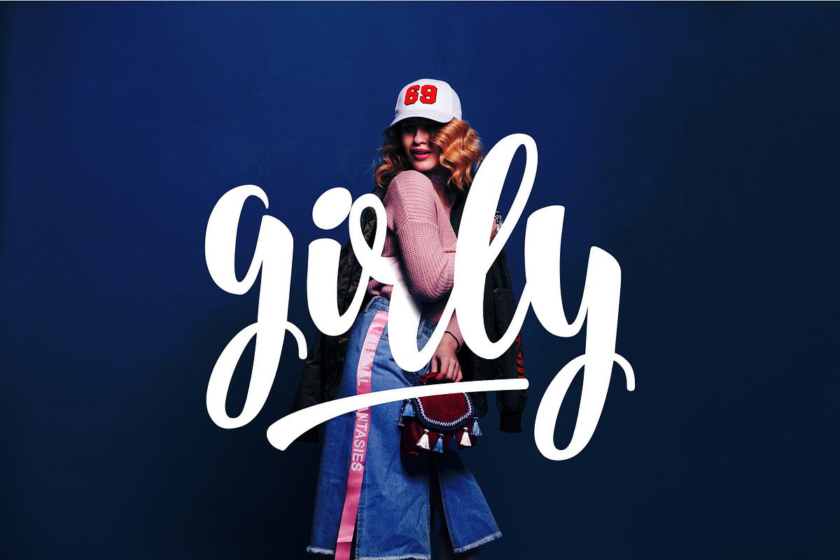 Nanda Script Font preview 8