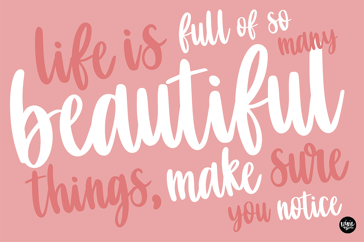 GORGEOUS SKYWALK Script Font preview 3