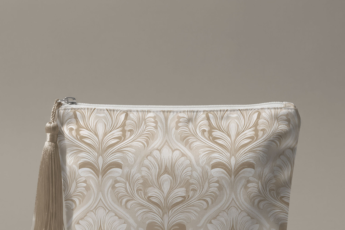 Satin Cosmetic Bag Mockup PSD, a Household Mockup by 1001 mockups (Photo 6 of 13)