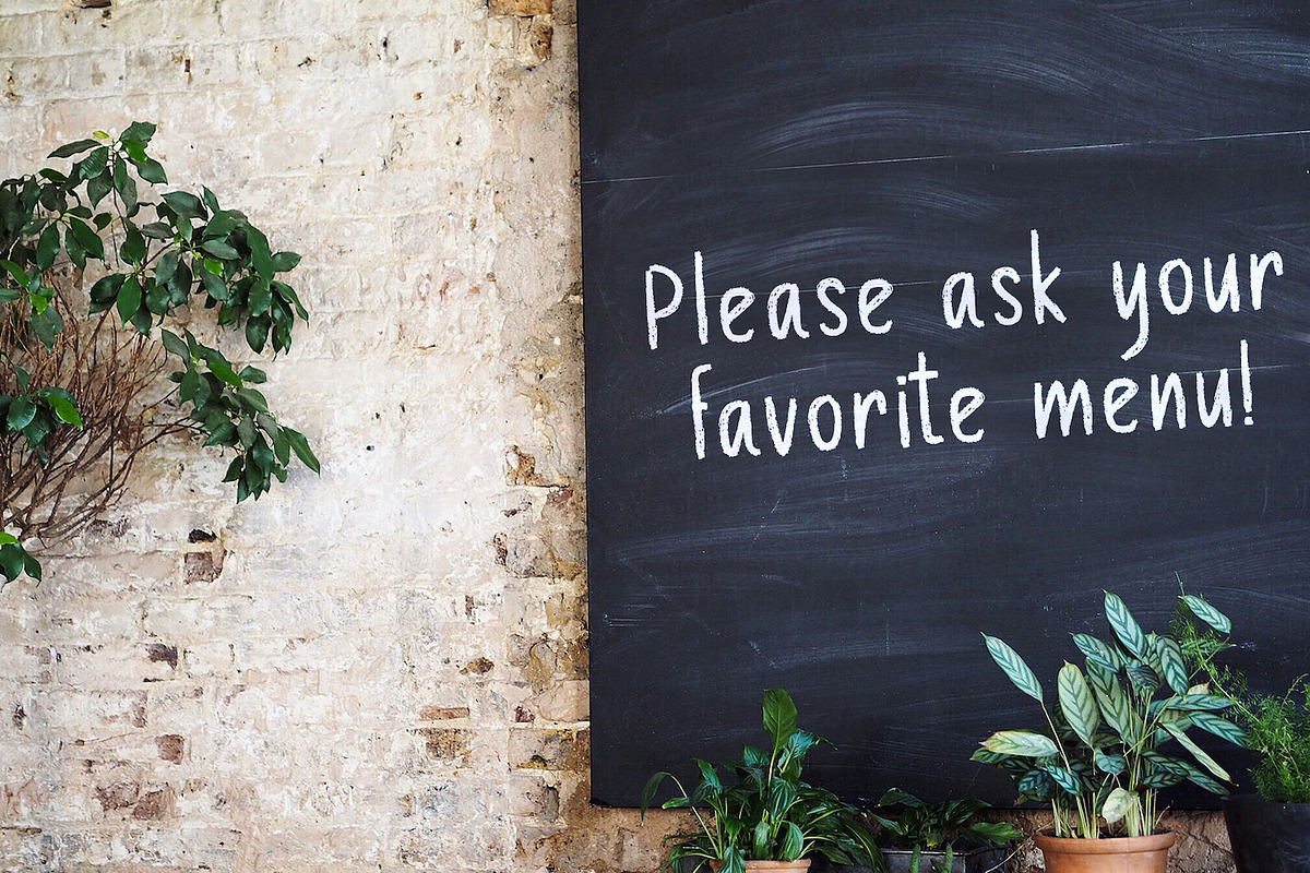 Chalk Board - A Handmade Chalk Font preview 8