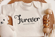 Family, a Handwritten Font by InermediaSTUDIO (Thumbnail 2 of 8)