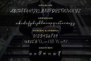 Kottario - Classy Signature Font