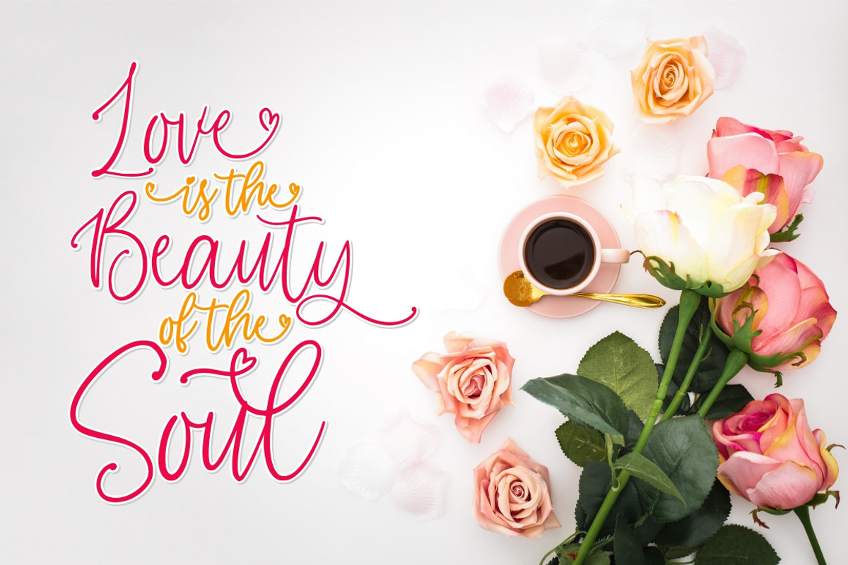 Love Tails | Lovely Font preview 4
