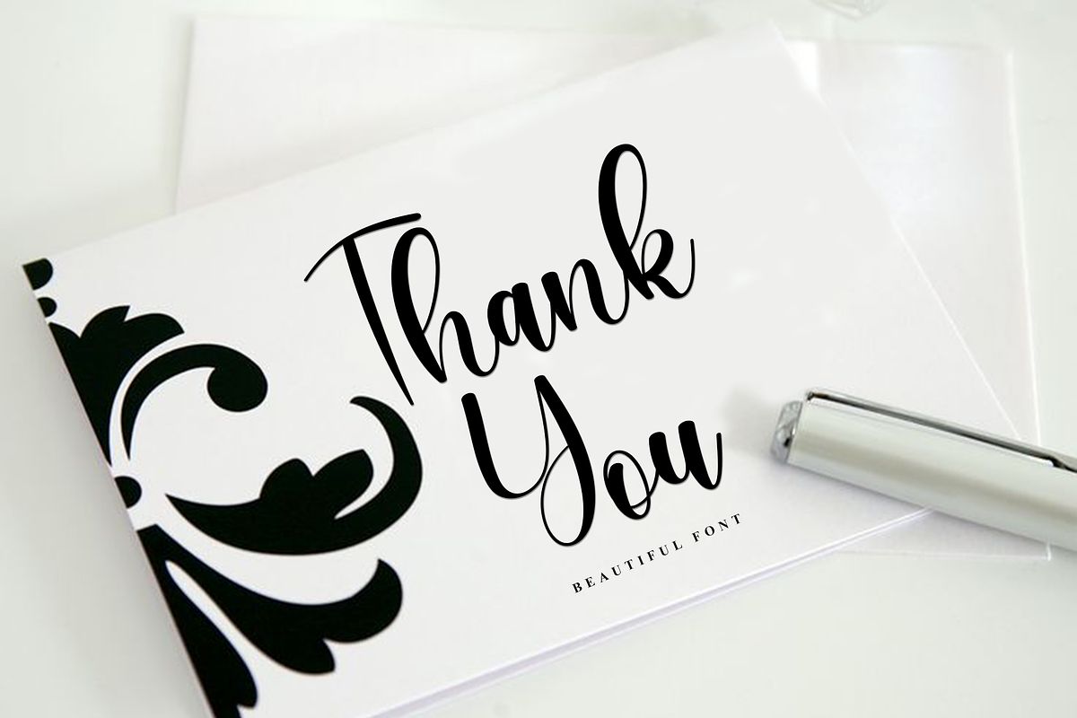 Signature Girlband, a Handwritten Font by FreshTypeINK (Photo 4 of 8)