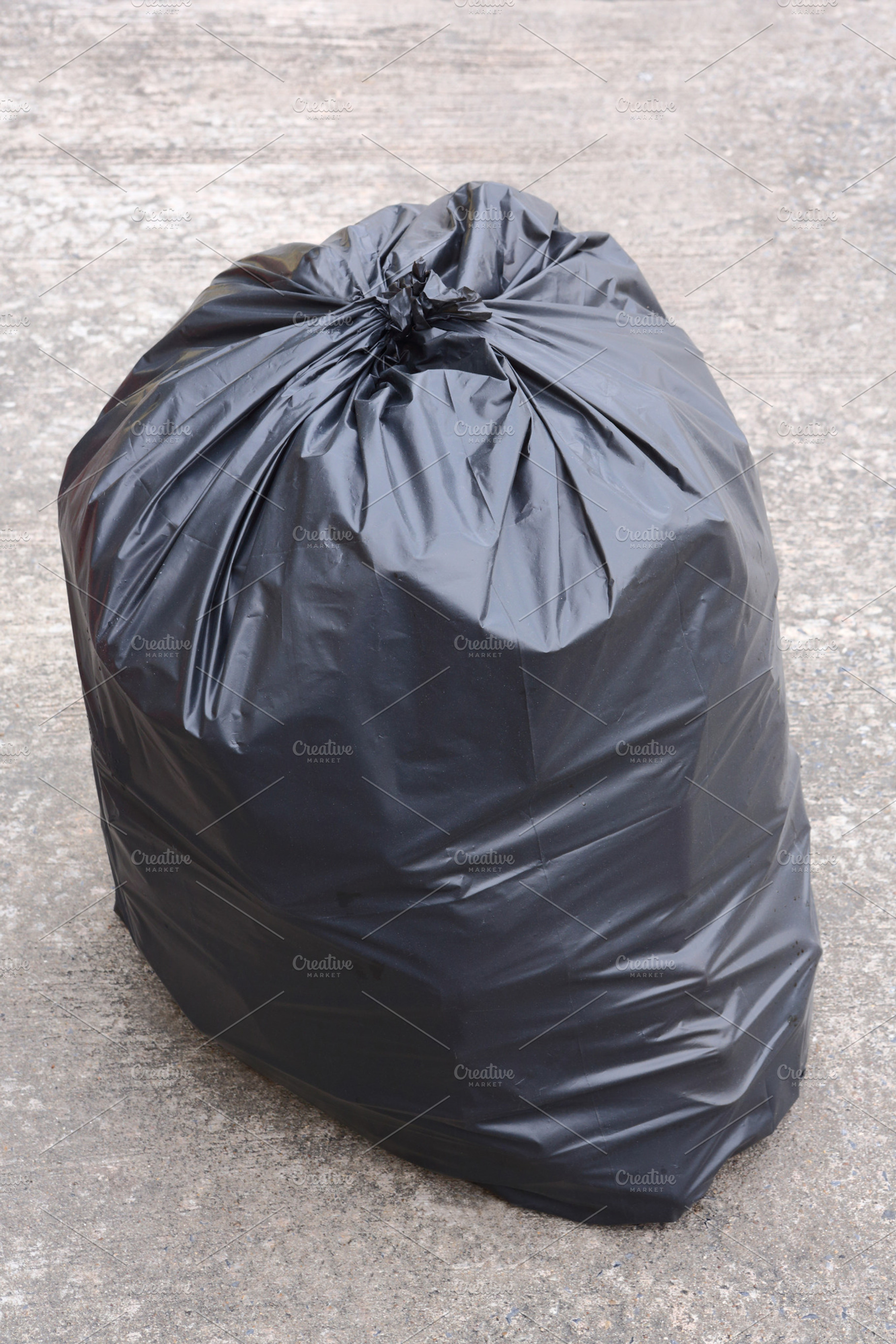 Garbage bag, a Background Photo by Smith Chetanachan