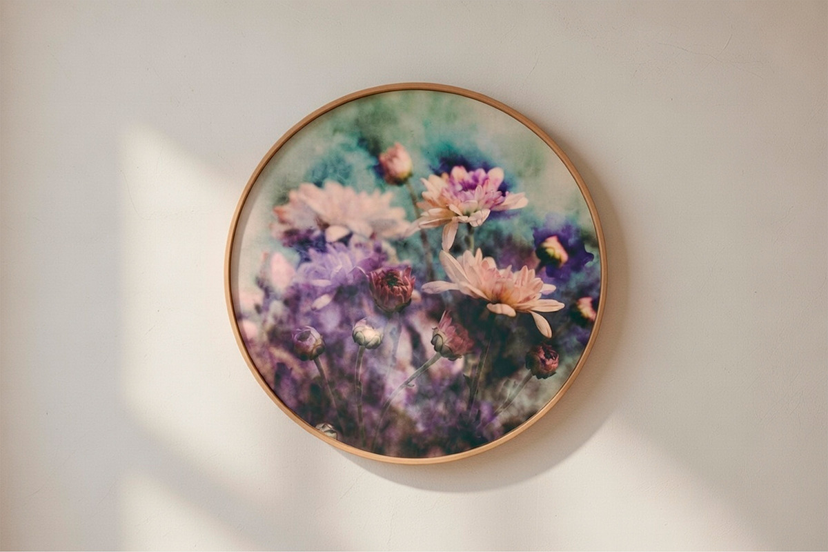 Flowers in a mysterious haze, a Decorative Illustration by O m N i  Studio (Photo 14 of 18)