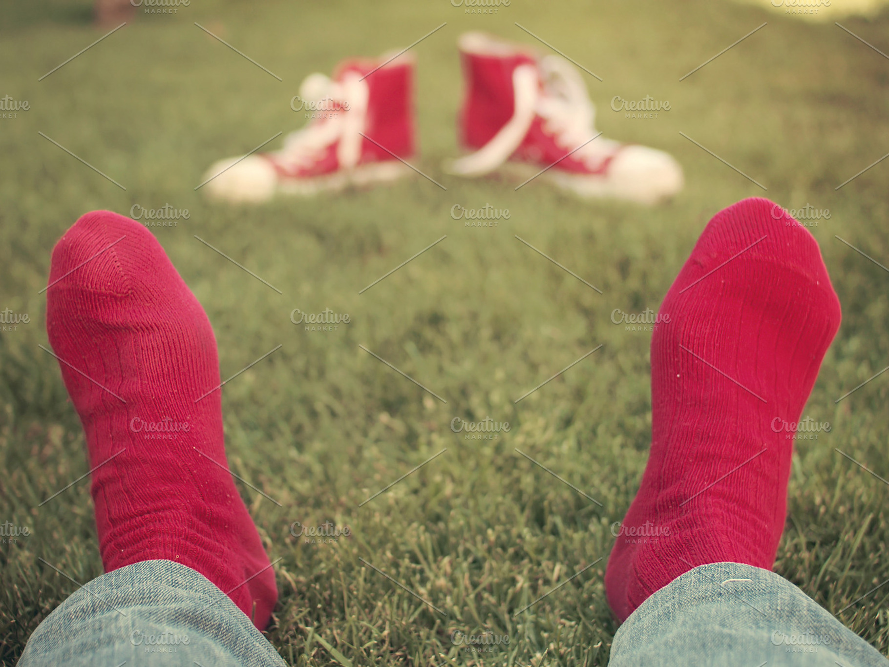 Feet with red socks, a Person Photo by Cazador de sueños