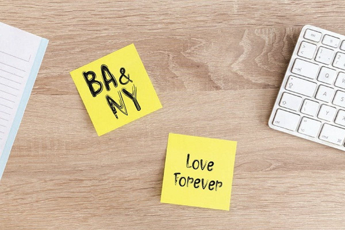Julia font preview 8