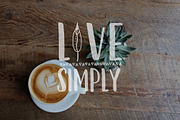 Januar fun handwritten font, a Sans Serif Font by Angele Kamp (Thumbnail 4 of 6)