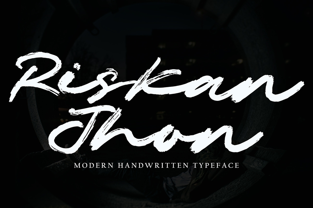 Riskan Jhon, a Handwritten Font by pineungtype (Photo 1 of 6)