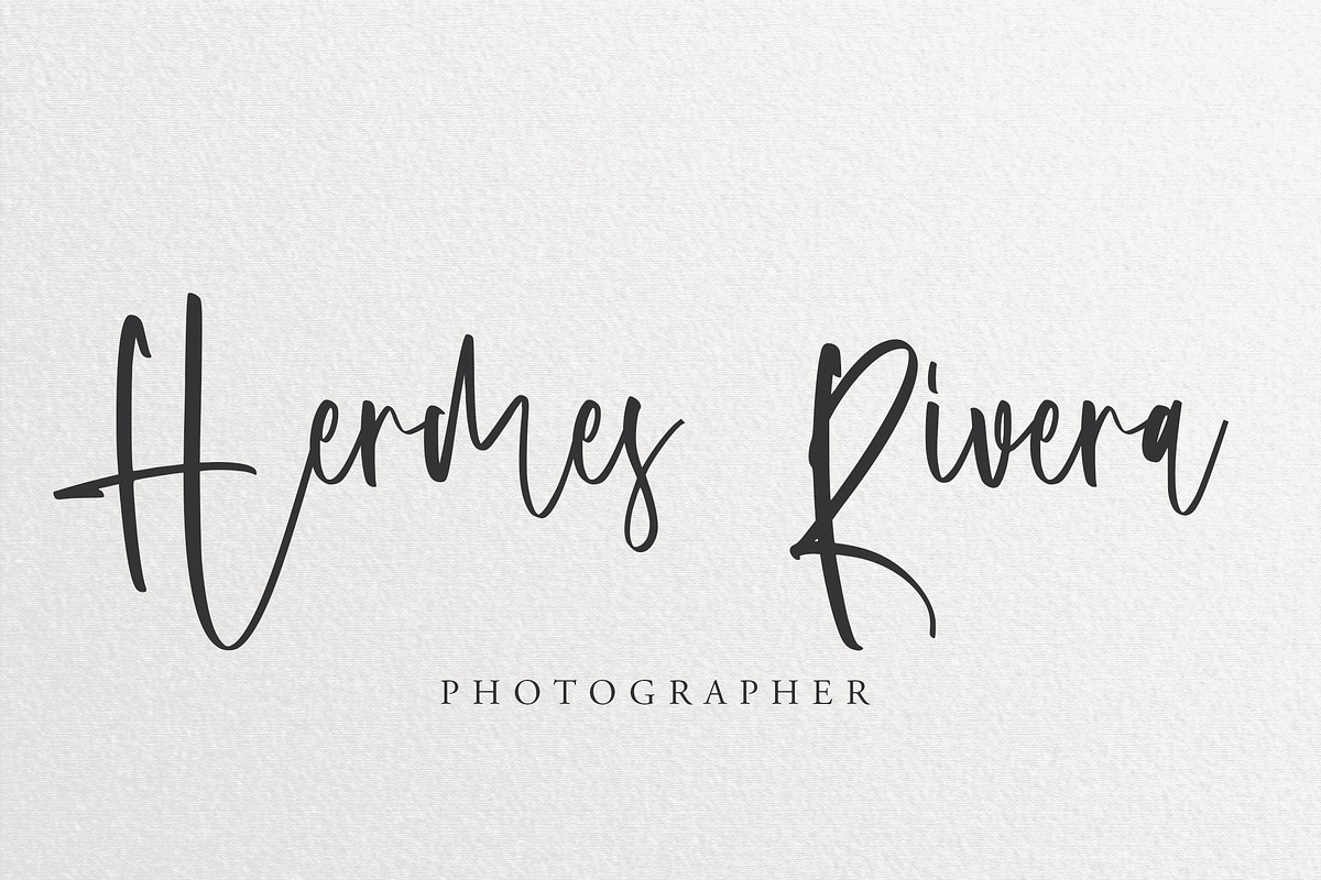 Heirloom - Signature Font, a Handwritten Font by Arendxstudio (Photo 2 of 7)