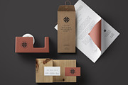 Minimal Bloom Kit, a Branding & Logo Template by TirionType (Thumbnail 5 of 7)